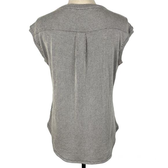 ELLE Sequin Blouse Short Sleeve Black Striped Scoopneck Top Womens XS - Picture 3 of 11